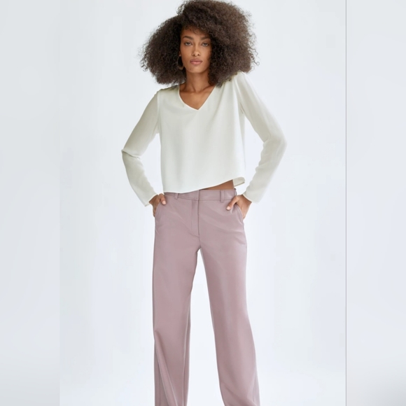 Babaton Murphy Blouse - Picture 5 of 11